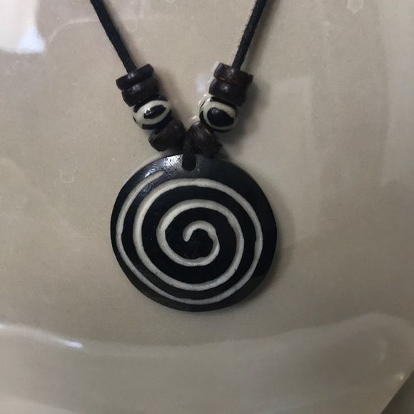 Spiral Necklace - Picture 3 of 5
